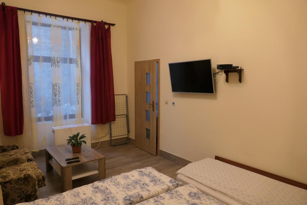 Stare Miasto Zyblikiewicza Cracóvia Exterior foto